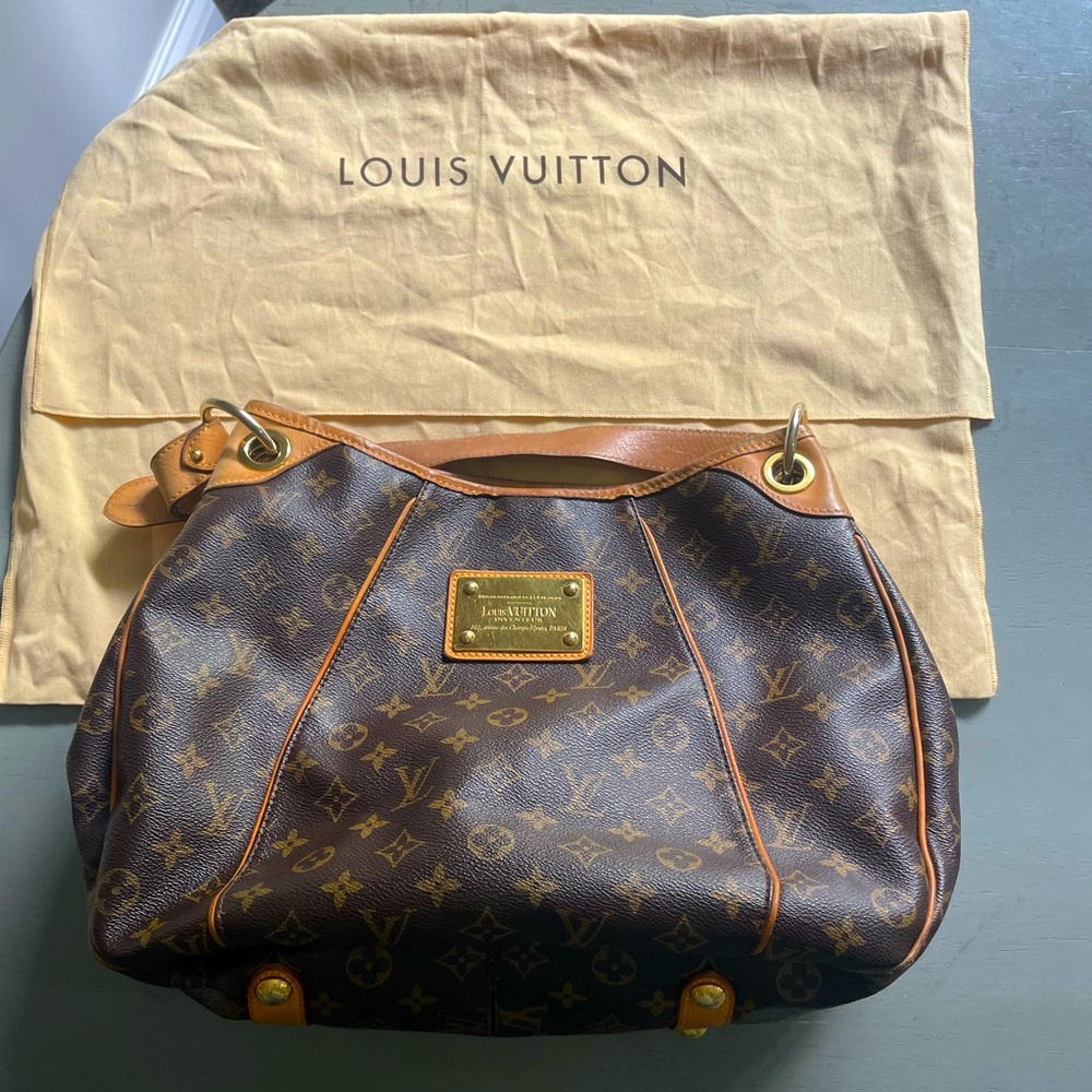 Louis Vuitton Galliera Monogram Canvas GM